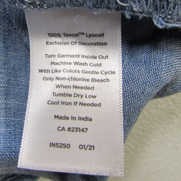 Talbots Embroidered Cut Out Chambray Blouse Tencel Denim Blue Size XL - Picture 4 of 16